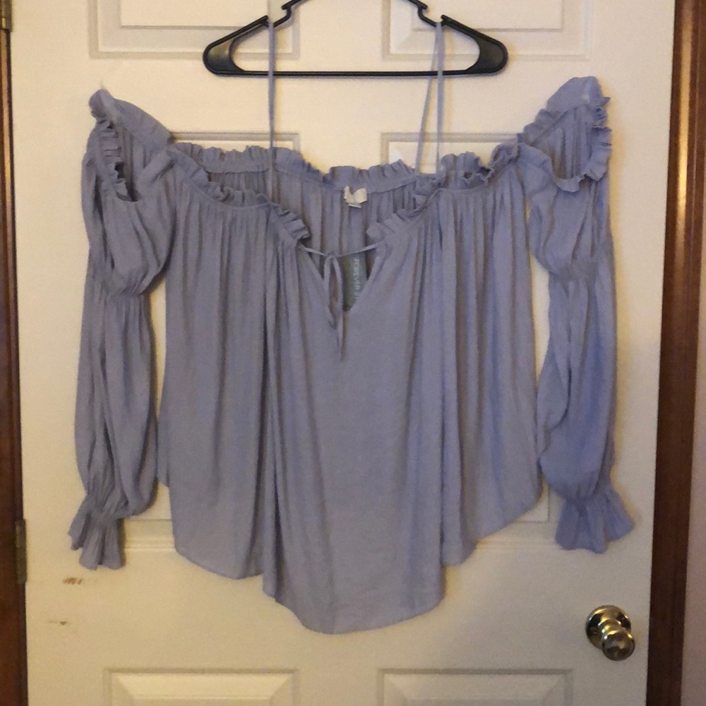 NWT F21 3X Open/Off the Shoulder Top